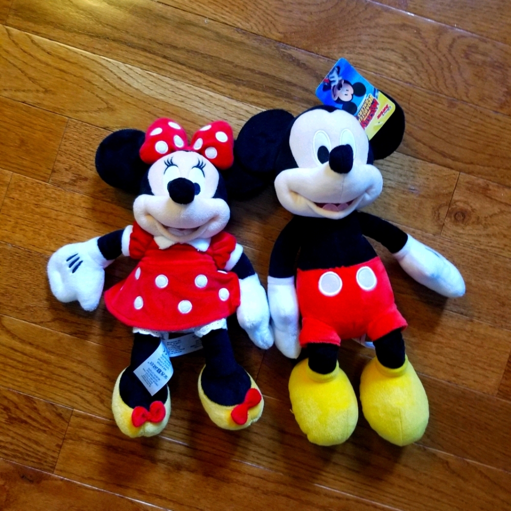 Anthentic Disney Mickey & Minnie Mouse Plush Set